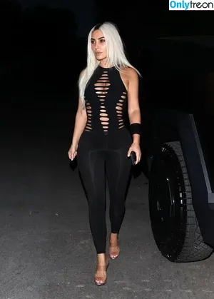 Kim Kardashian / KimKardashian / kim_kardashian nude photo #3818