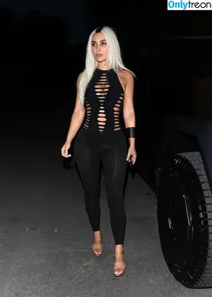 Kim Kardashian / KimKardashian / kim_kardashian nude photo #3822