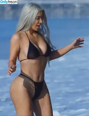 Kim Kardashian / KimKardashian / kim_kardashian nude photo #3850