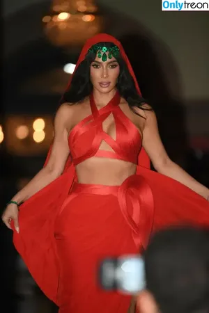 Kim Kardashian / KimKardashian / kim_kardashian nude photo #3867