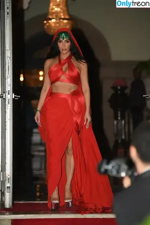 Kim Kardashian / KimKardashian / kim_kardashian nude photo #3868