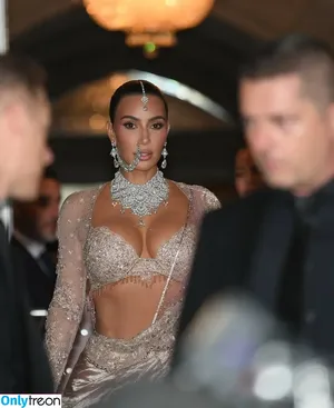 Kim Kardashian / KimKardashian / kim_kardashian nude photo #3882