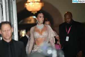 Kim Kardashian / KimKardashian / kim_kardashian nude photo #3883