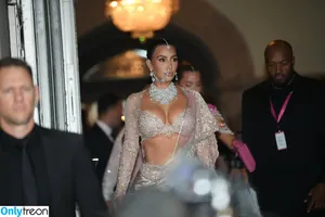Kim Kardashian / KimKardashian / kim_kardashian nude photo #3884