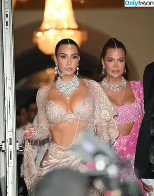 Kim Kardashian / KimKardashian / kim_kardashian nude photo #3885