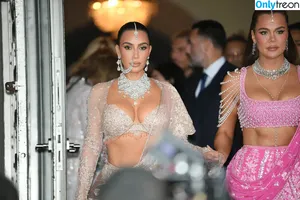 Kim Kardashian / KimKardashian / kim_kardashian nude photo #3896