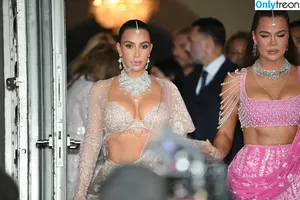 Kim Kardashian / KimKardashian / kim_kardashian nude photo #3897