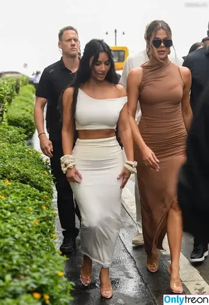 Kim Kardashian / KimKardashian / kim_kardashian nude photo #3907
