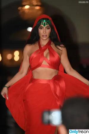 Kim Kardashian / KimKardashian / kim_kardashian nude photo #3927