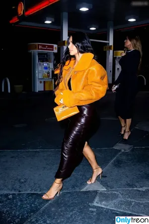 Kim Kardashian / KimKardashian / kim_kardashian nude photo #3948