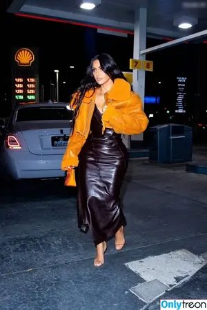 Kim Kardashian / KimKardashian / kim_kardashian nude photo #3952