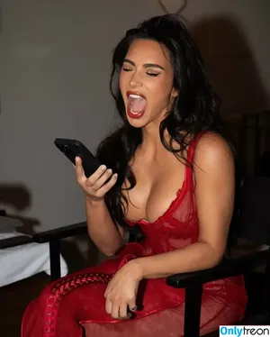 Kim Kardashian / KimKardashian / kim_kardashian nude photo #3995