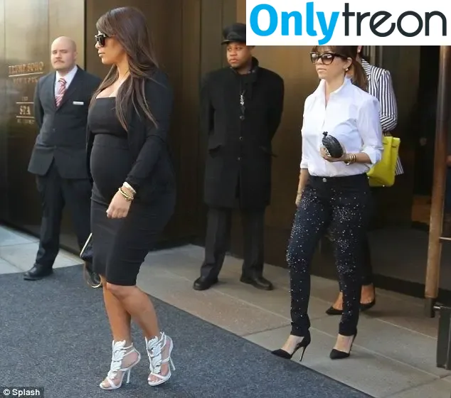 Kim Kardashian nude photo #3159 (KimKardashian / kim_kardashian)