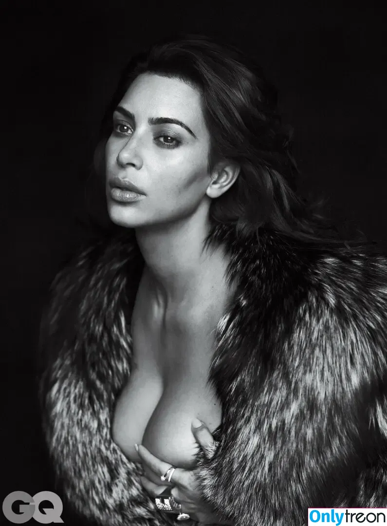 Kim Kardashian nude photo #3289 (KimKardashian / kim_kardashian)