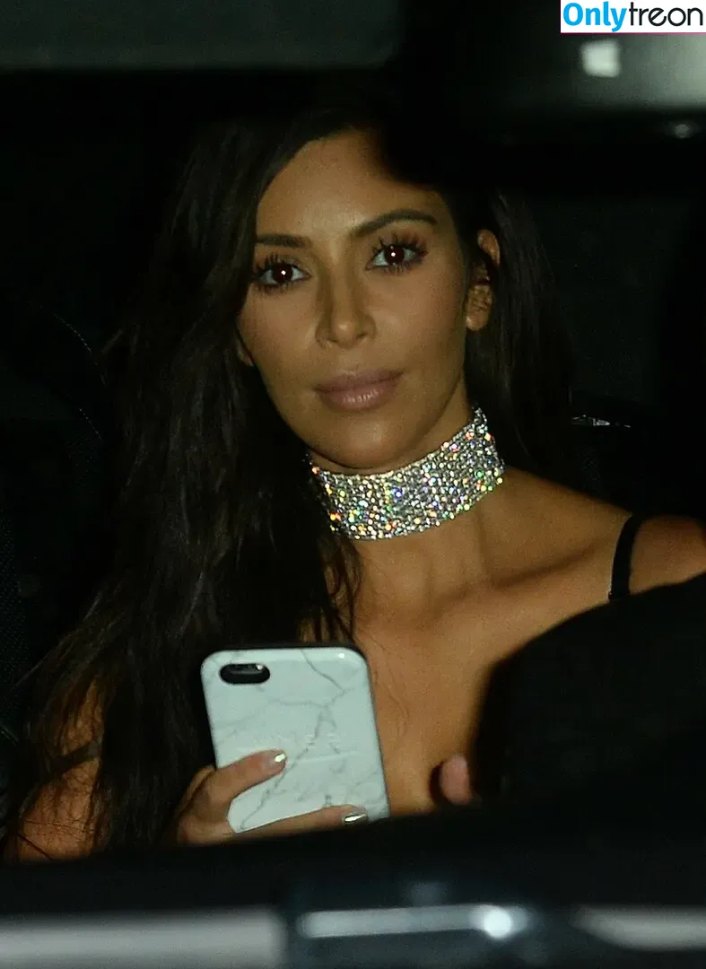 Kim Kardashian nude photo #3378 (KimKardashian / kim_kardashian)