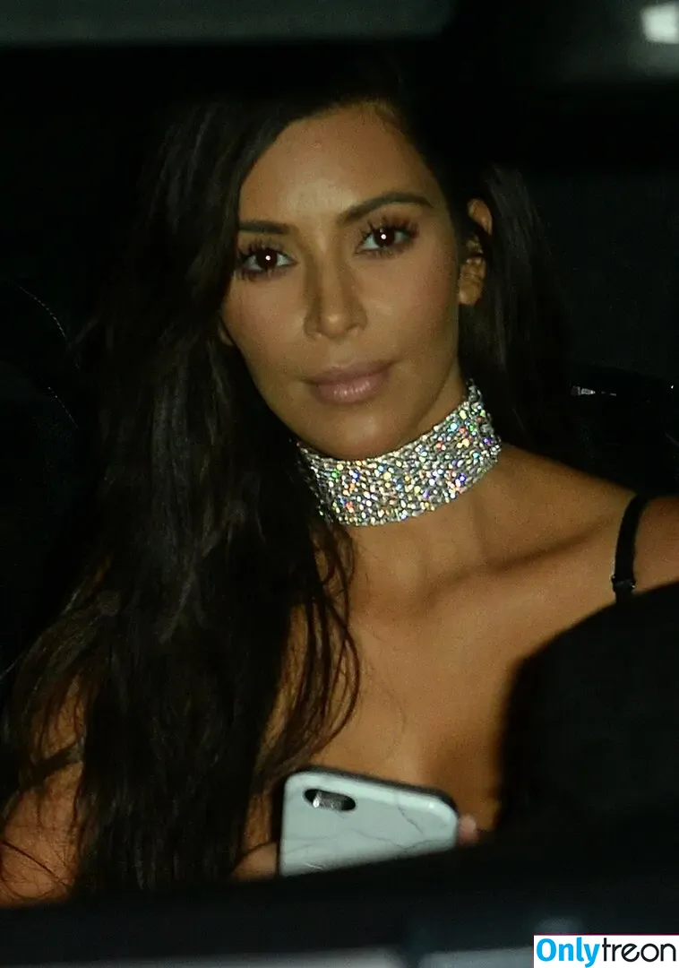 Kim Kardashian nude photo #3380 (KimKardashian / kim_kardashian)