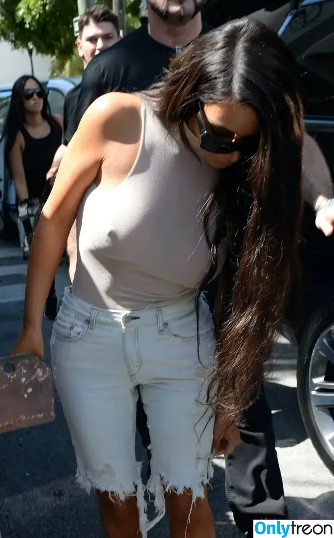 Kim Kardashian nude photo #3491 (KimKardashian / kim_kardashian)
