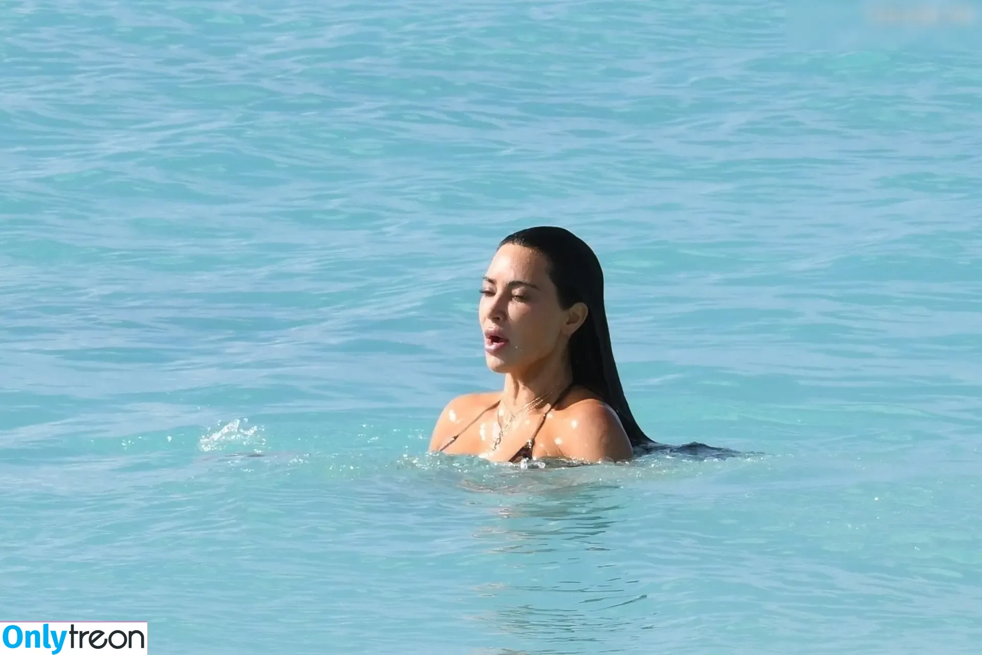 Kim Kardashian nude photo #3634 (KimKardashian / kim_kardashian)