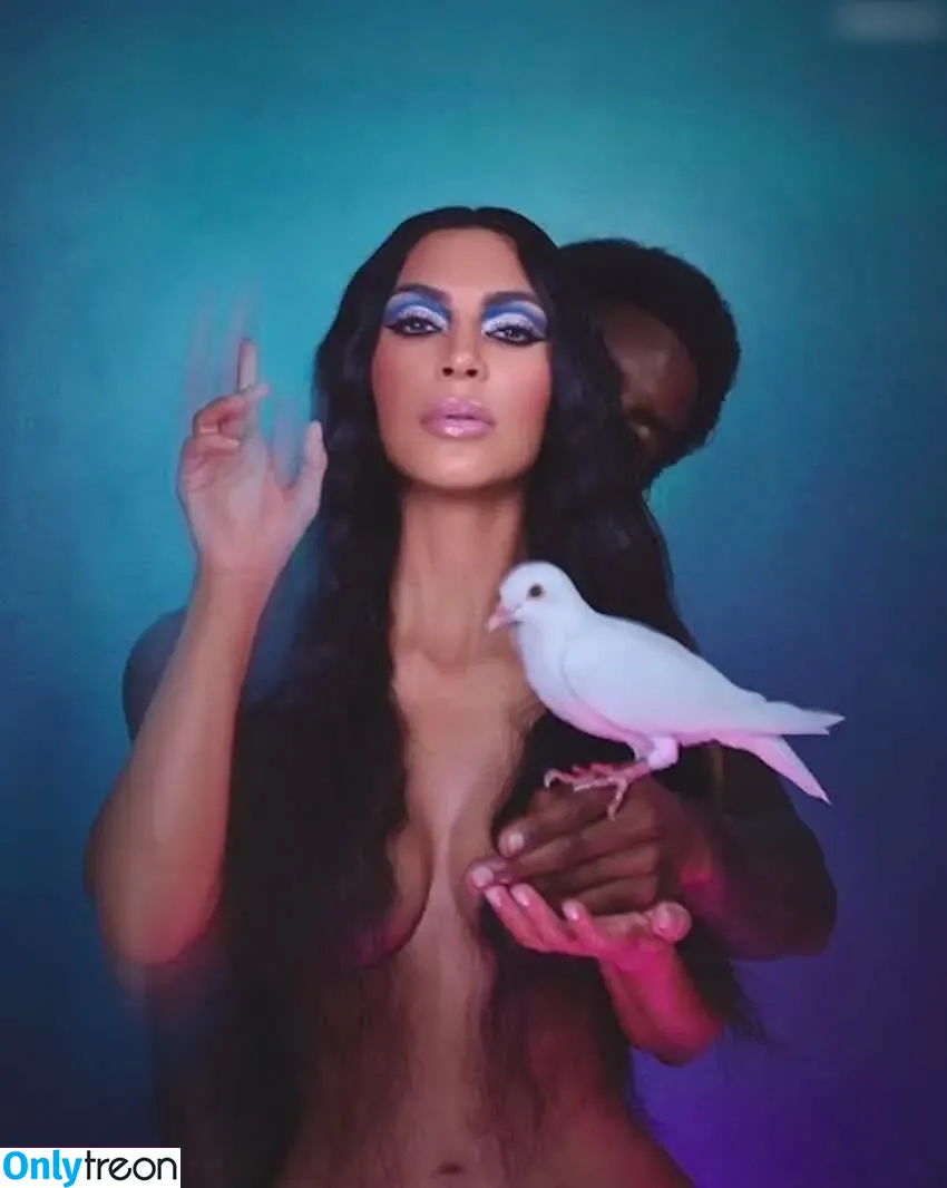 Kim Kardashian nude photo #3711 (KimKardashian / kim_kardashian)