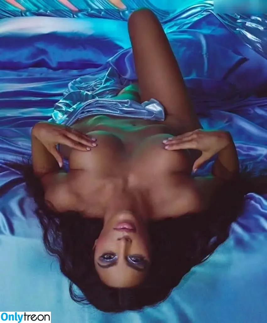 Kim Kardashian nude photo #3714 (KimKardashian / kim_kardashian)