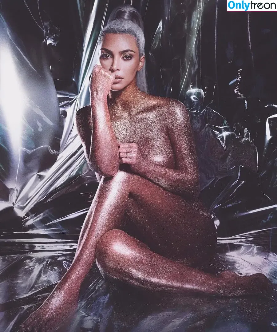 Kim Kardashian nude photo #3717 (KimKardashian / kim_kardashian)