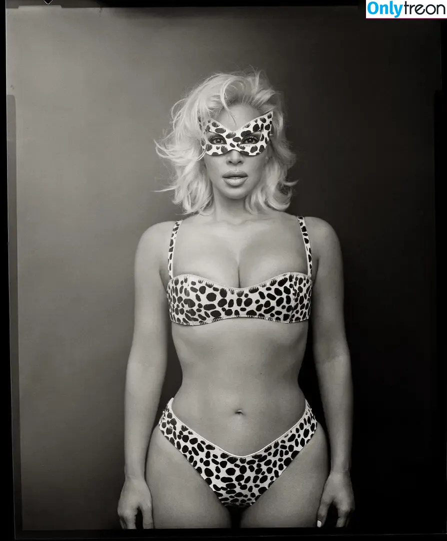 Kim Kardashian nude photo #3839 (KimKardashian / kim_kardashian)