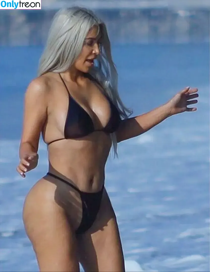 Kim Kardashian nude photo #3850 (KimKardashian / kim_kardashian)