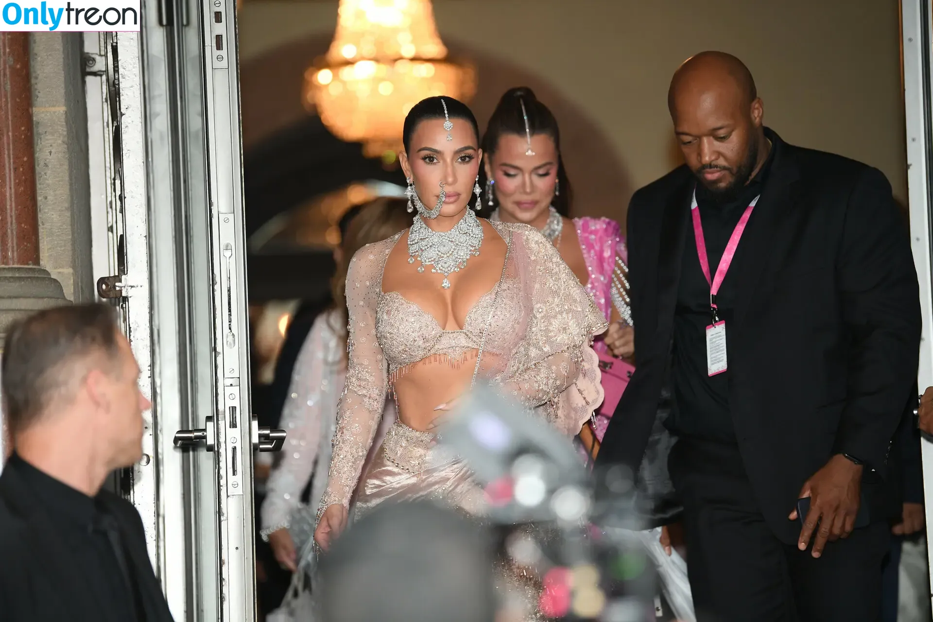 Kim Kardashian nude photo #3890 (KimKardashian / kim_kardashian)