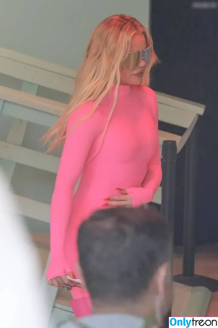 Kim Kardashian nude photo #3959 (KimKardashian / kim_kardashian)