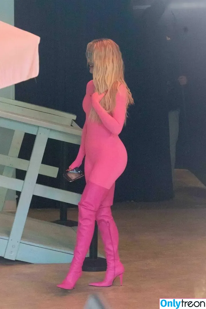 Kim Kardashian nude photo #3967 (KimKardashian / kim_kardashian)