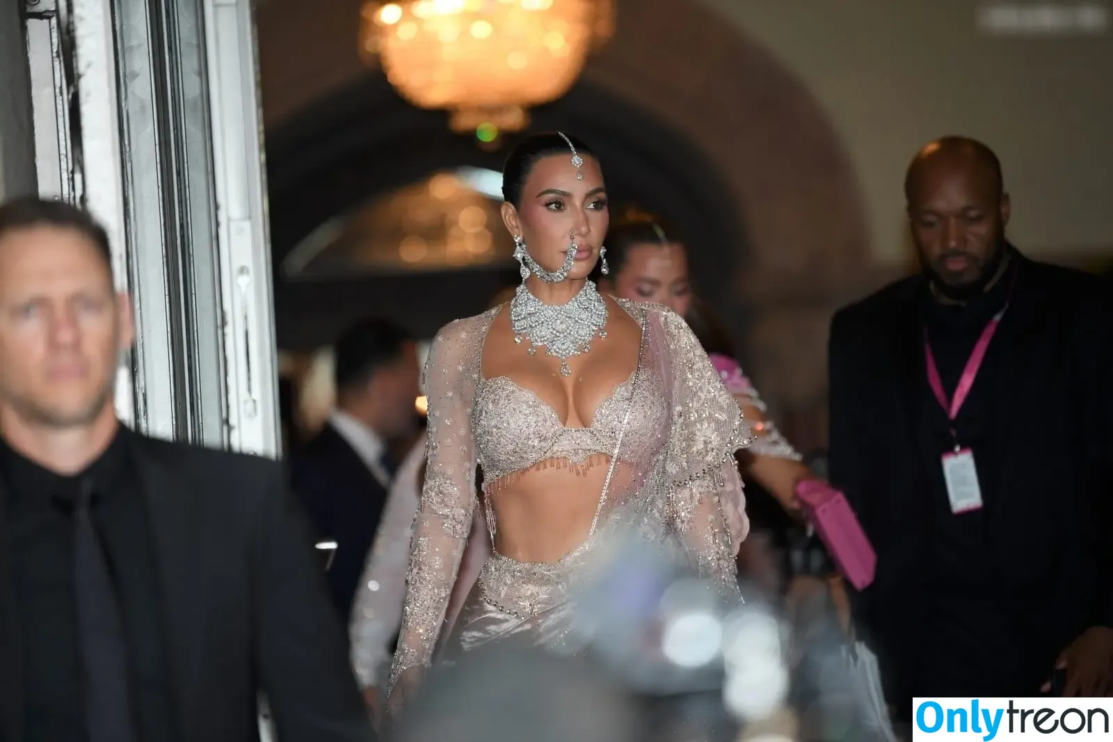 Kim Kardashian nude photo #3984 (KimKardashian / kim_kardashian)