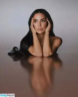 Kim Kardashian / KimKardashian / kim_kardashian nude photo #4034