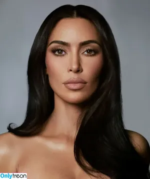 Kim Kardashian / KimKardashian / kim_kardashian nude photo #4037