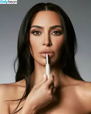 Kim Kardashian / KimKardashian / kim_kardashian nude photo #4039