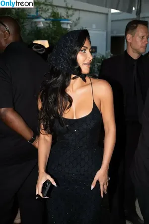 Kim Kardashian / KimKardashian / kim_kardashian nude photo #4059