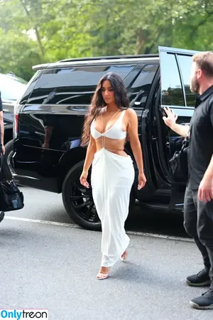 Kim Kardashian / KimKardashian / kim_kardashian nude photo #4109