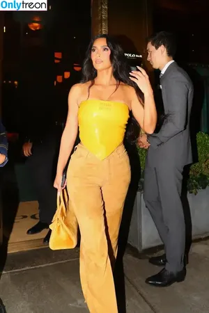 Kim Kardashian / KimKardashian / kim_kardashian nude photo #4122