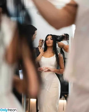 Kim Kardashian / KimKardashian / kim_kardashian nude photo #4218