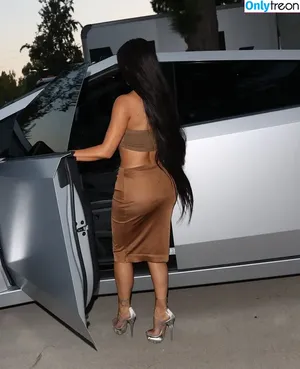 Kim Kardashian / KimKardashian / kim_kardashian nude photo #4286