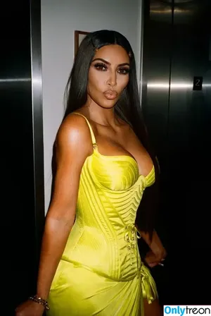 Kim Kardashian / KimKardashian / kim_kardashian nude photo #4299