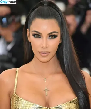 Kim Kardashian / KimKardashian / kim_kardashian nude photo #4338