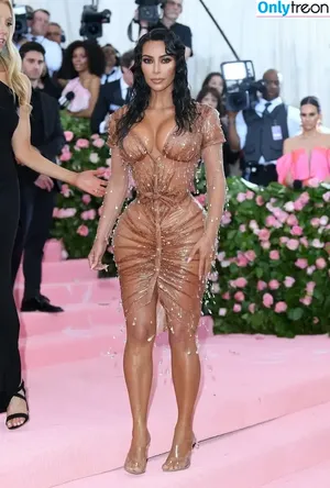 Kim Kardashian / KimKardashian / kim_kardashian nude photo #4342