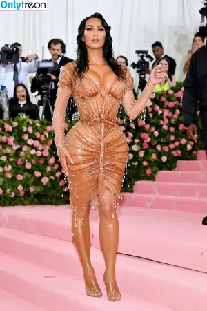 Kim Kardashian / KimKardashian / kim_kardashian nude photo #4347