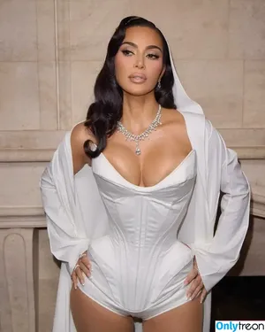 Kim Kardashian / KimKardashian / kim_kardashian nude photo #4446