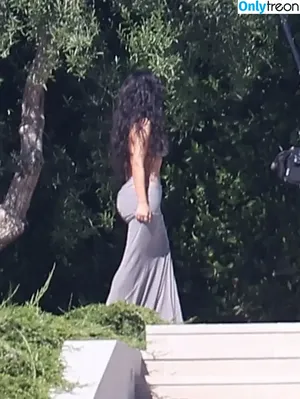 Kim Kardashian / KimKardashian / kim_kardashian nude photo #4502