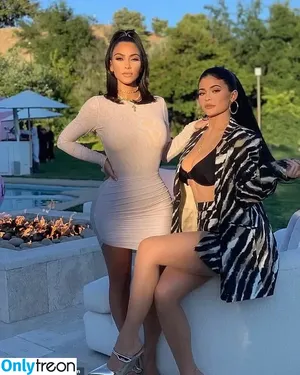 Kim Kardashian / KimKardashian / kim_kardashian nude photo #4528