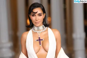 Kim Kardashian / KimKardashian / kim_kardashian nude photo #4557