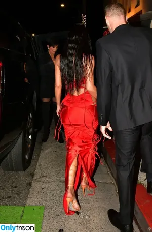 Kim Kardashian / KimKardashian / kim_kardashian nude photo #4638