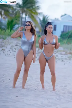 Kim Kardashian / KimKardashian / kim_kardashian nude photo #4693