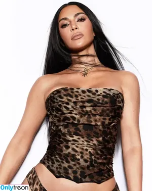 Kim Kardashian / KimKardashian / kim_kardashian nude photo #4729